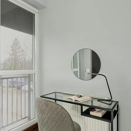 Dwupoziomowy Zmigrodzka Z Tarasem W Poznaniu By Renters Apartmán *